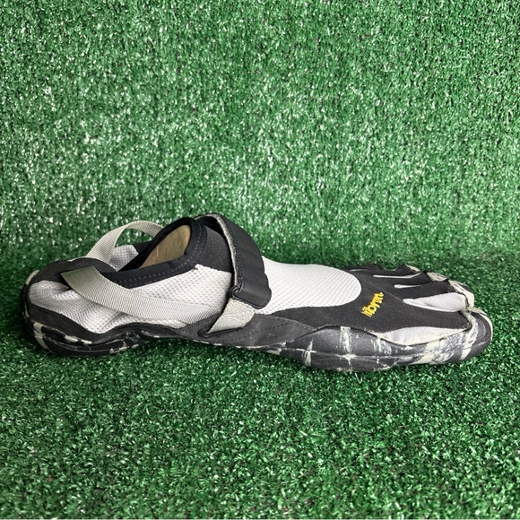 Vibram FiveFingers Mens KSO Black Gray Fitness Shoes Men’s 11.5-12 / 46 - NEW - Picture 6 of 10